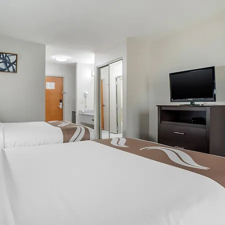 Quality Suites Baton Rouge East - Denham Springs Extérieur photo